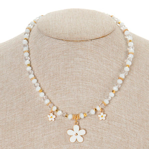 Collar Flor Blanca