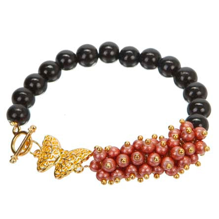 Pulsera De Perla Negra Y Rosada Con Dije De Mariposa